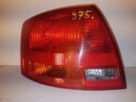 hátsó lámpa, cikkszám: 8E9 945 095 E